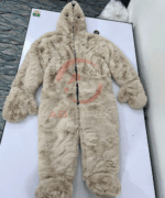 FLUFFY FEEL FUR SUITE - Image 3